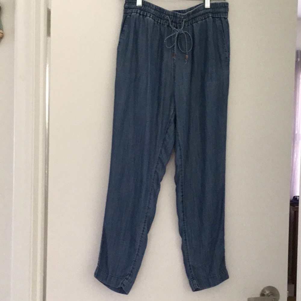 Coldwater Creek Jean pants with elastic waist.